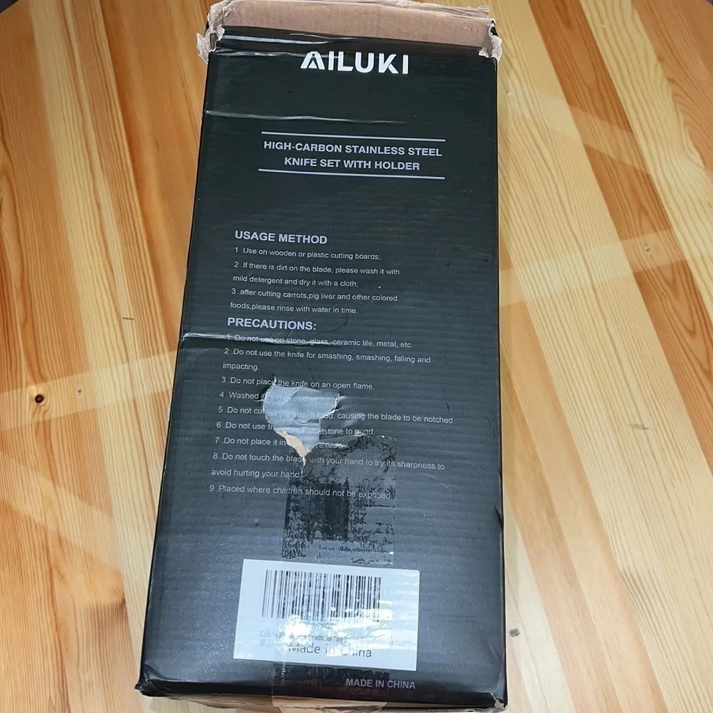 KNIFE SET 15 PCS AILUKI need extra label cause it’s weight more than 8 pounds